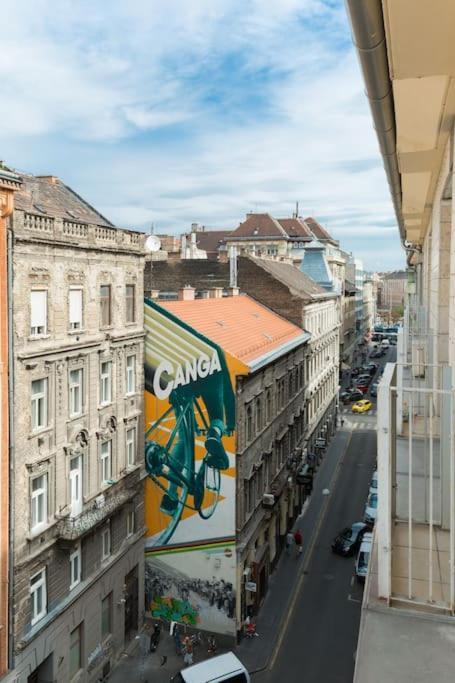 Acacia City Center Apartment Budapeste Exterior foto